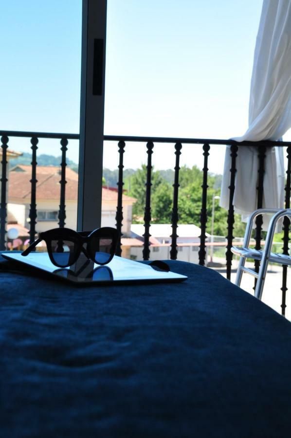 Hotel Casa Portuguesa Meano Bagian luar foto